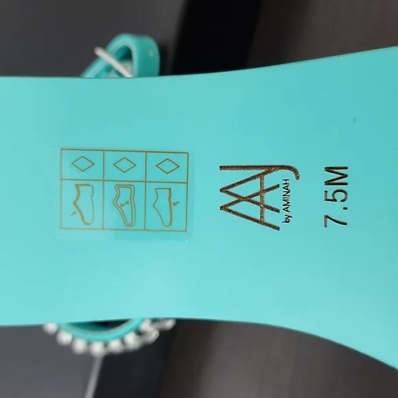 NEW AAJ By Aminah Womens Viktoria Embellished Flate Teal 7.5 Ankle strap Sandals