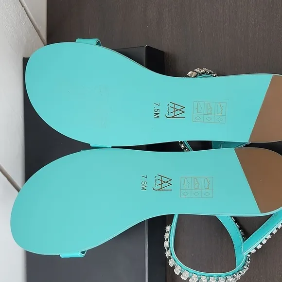 NEW AAJ By Aminah Womens Viktoria Embellished Flate Teal 7.5 Ankle strap Sandals