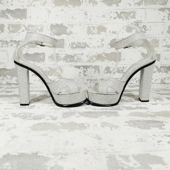 NEW Alexander McQueen Womens Silver Platform High Heeled Cocktail Sandals K686