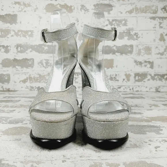 NEW Alexander McQueen Womens Silver Platform High Heeled Cocktail Sandals K686