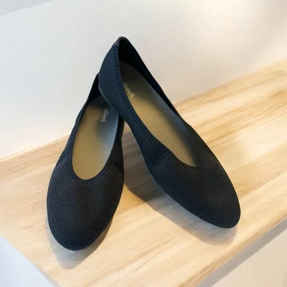 NEW ALLBIRDS TREE BREEZER NEW BLACK FLATS SIZE W 10.5