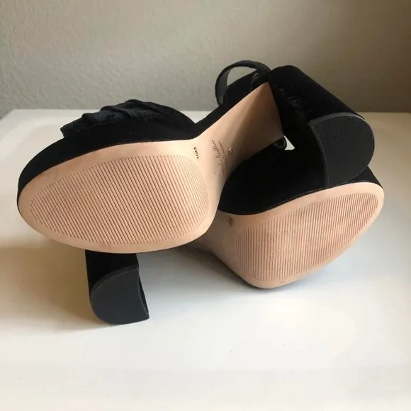New ANTONIO MELANI x NICOLA BATHIE Emilia Black Velvet Rose Platform Sandals 10