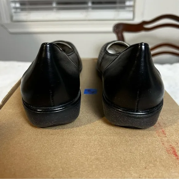 New Ara Black Leather Avril Slip-On Ballet Flats sz 7.5