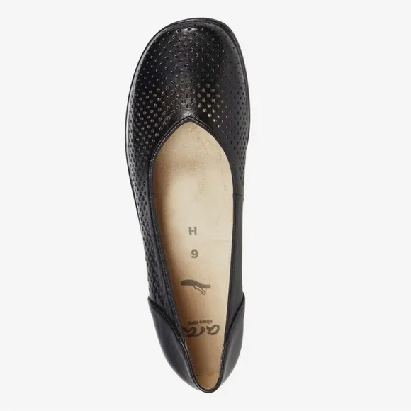 New Ara Black Leather Avril Slip-On Ballet Flats sz 7.5