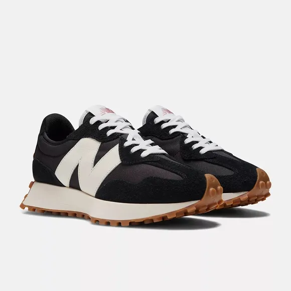 New Balance 327 Black White Sneakers Size 8 BNIB WS327BL Unused AUTHENTIC