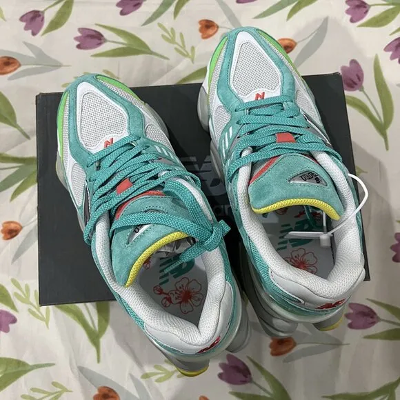 New Balance colorful patchwork sneakers