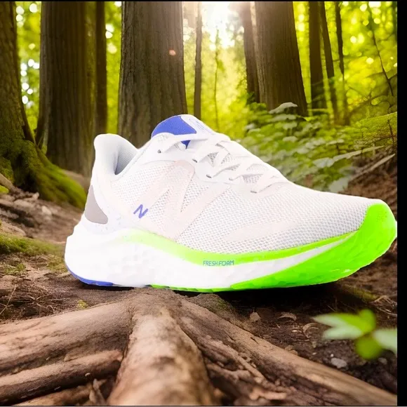 New Balance Fresh Foam Arishi v4 'White Pixel Green Womens Running Shoe Sz 8