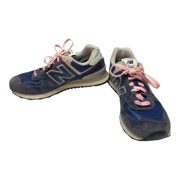 New Balance women 574 sneakers size 8