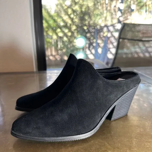 NEW Blondo Womens Waterproof Mules Clogs Loafers Nicole Slip On Suede Black 7.5