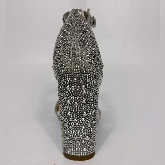 NEW Blue by Betsey Johnson Women’s Rina Satin Embellished Evening Sandals Size 6