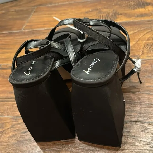 NEW! Circus NY by Sam Edelman Black Mari Strappy Platform Sandal - Size 8.5