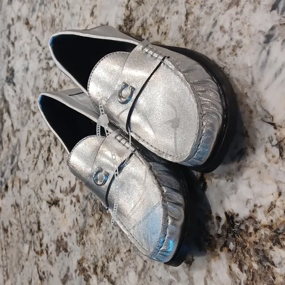NEW Coach Jolene Silver Metallic Leather Slip On Loafer Size 6.5B