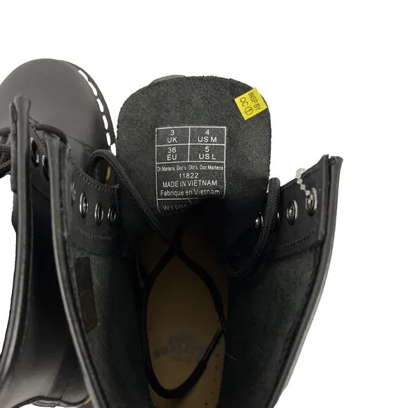 New Dr. Martens Airware Women’s Lace Up Black  Leather Boots Sz 5 NWOB 11822