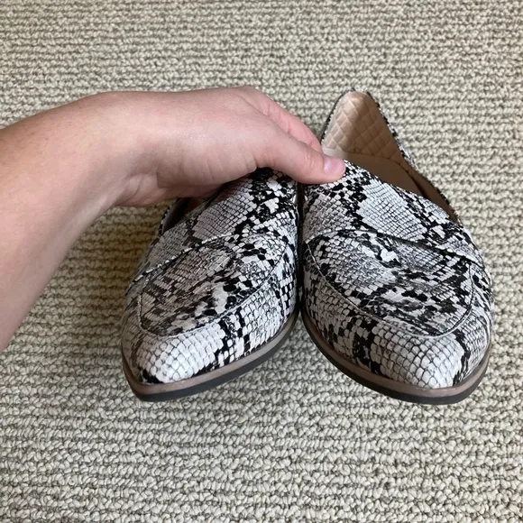 NEW Dr. Scholl’s Snake Loafers