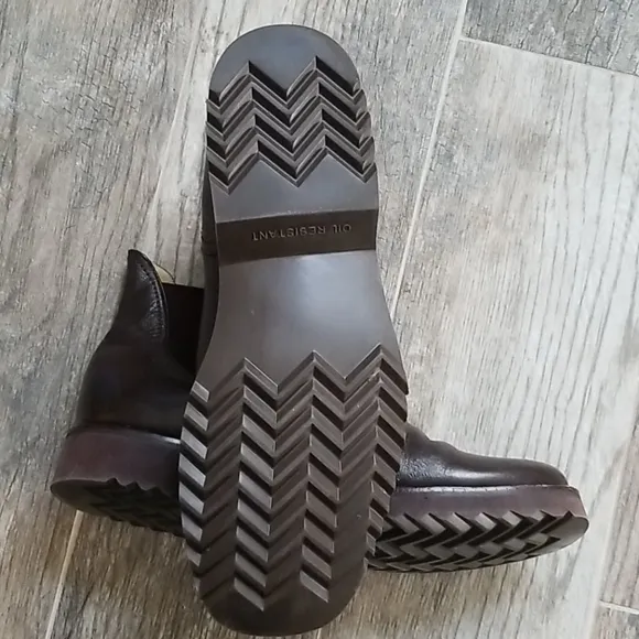 NEW Duque di Galliano Handcrafted Chelsea Ankle Boots Pull On Premium Leather