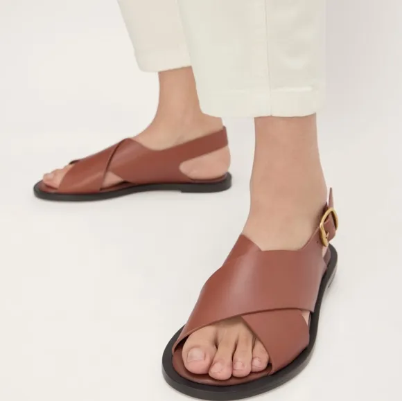 NEW Everlane Brown Leather Cross-Strap Sandals