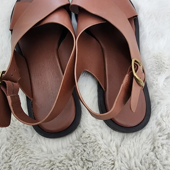 NEW Everlane Brown Leather Cross-Strap Sandals