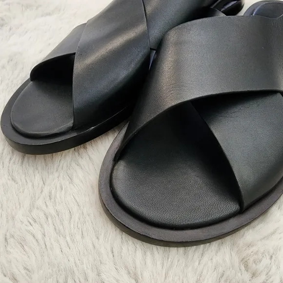 NEW Everlane The City Crossover Black Leather Sandals with Buckle