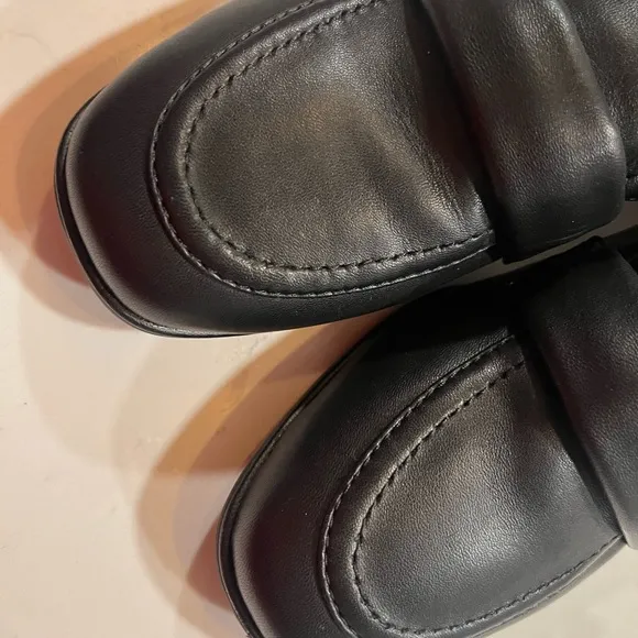 NEW Gentle Souls by Kenneth Cole Easton Slip On Loafer Flats Size 11 MSRP $189