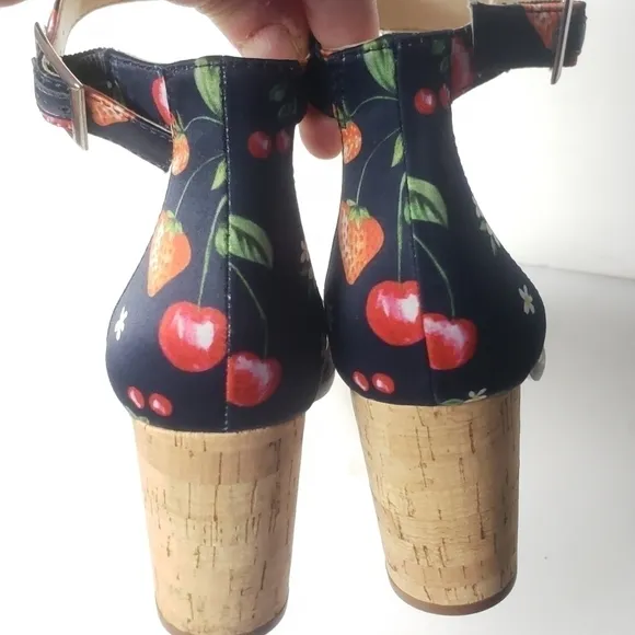 𝅺NEW! JESSICA SIMPSON Navy Maivel Open Toe Sandals 7.