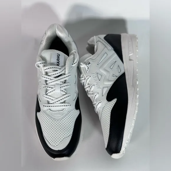 New Karhu Legacy 96 Sneakers