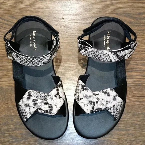 NEW Kate Spade Dotty Embossed Snakeskin Sandals in Black/White