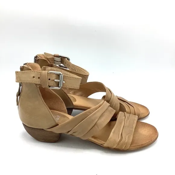 NEW Miz Mooz Leather Heeled Sandals - Cassie