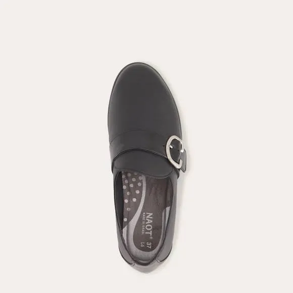 NEW NAOT women's viscol buckle loafers - medium in jet black leather / crinkle b