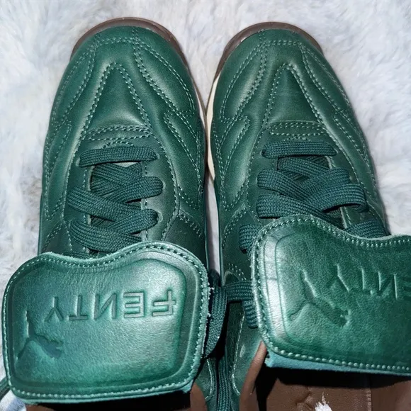 New Puma Avanti L Rihanna Fenty Dark Myrtle Logo Debossed Low-Top Sneakers sz 7