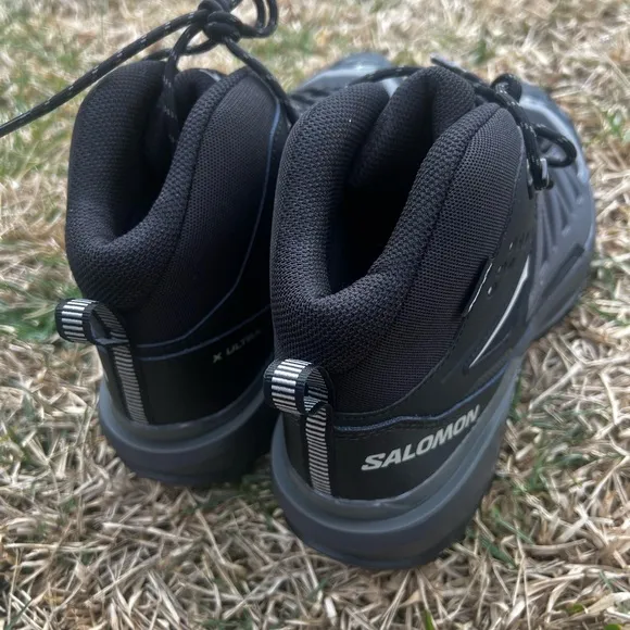 NEW Salomon Ultra 360 Mid Boots size 10.5 Mens Waterproof  Black