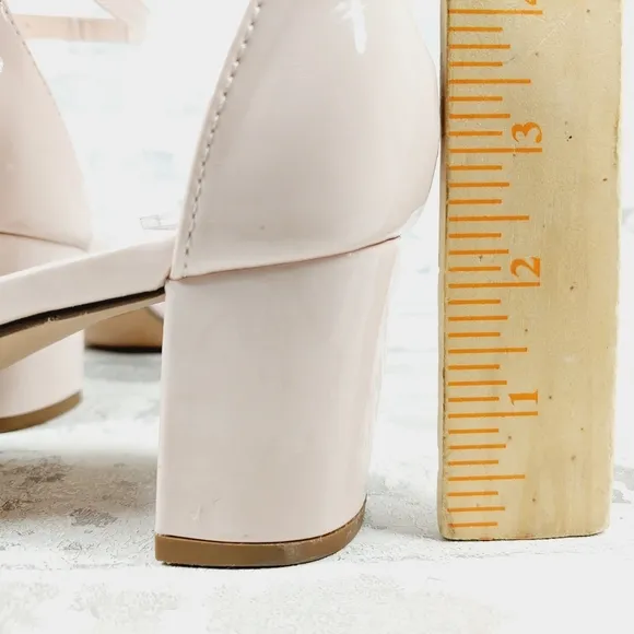 New Steve Madden Carrson Pink Ankle Strap Heleed Sandal K792