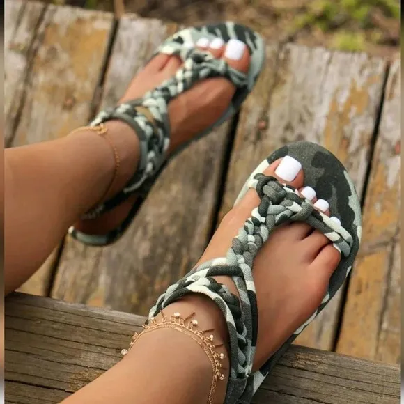 New Summer Women Deep Brown Woven Braided Strappy Beach Flat Sandals