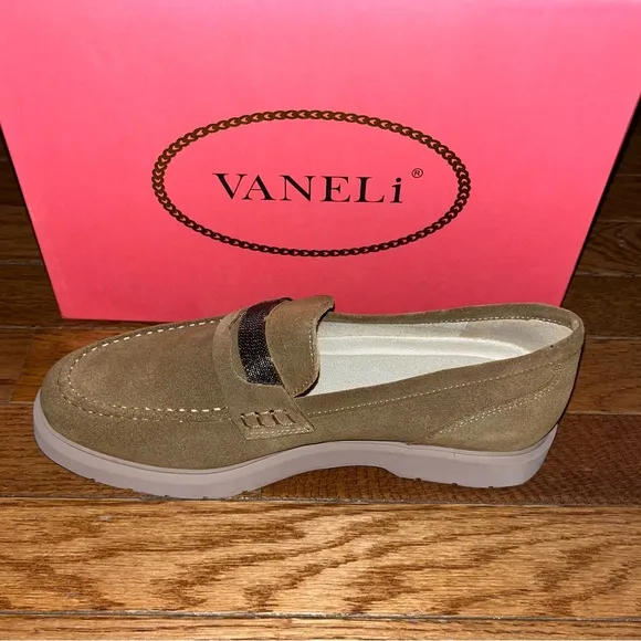 NEW Vaneli Suede Kimmo Loafers Tobacco Brown Women’s Size 8