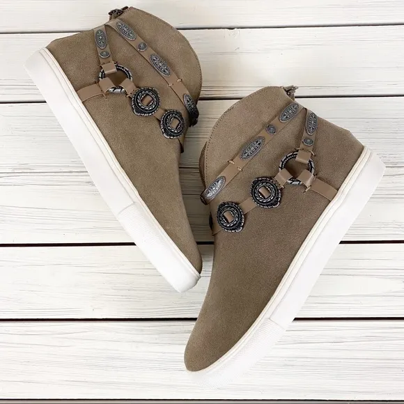 NEW Very Volatile Menloh Taupe Boho Western Sneakers 8
