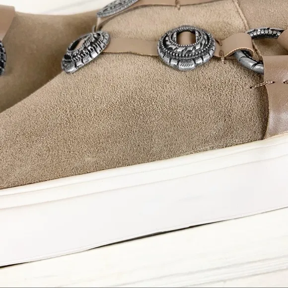 NEW Very Volatile Menloh Taupe Boho Western Sneakers 8