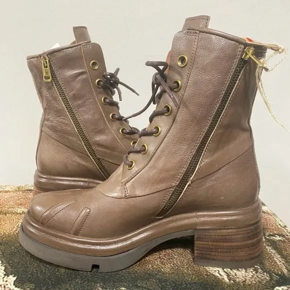 NIB AS98 Fango Everett Boots Size 39