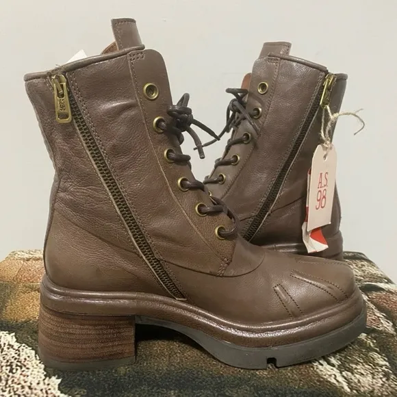 NIB AS98 Fango Everett Boots Size 39