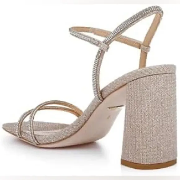 NIB Badgley Mischka Women’s Firey Heeled Sandals in Gold in size 7