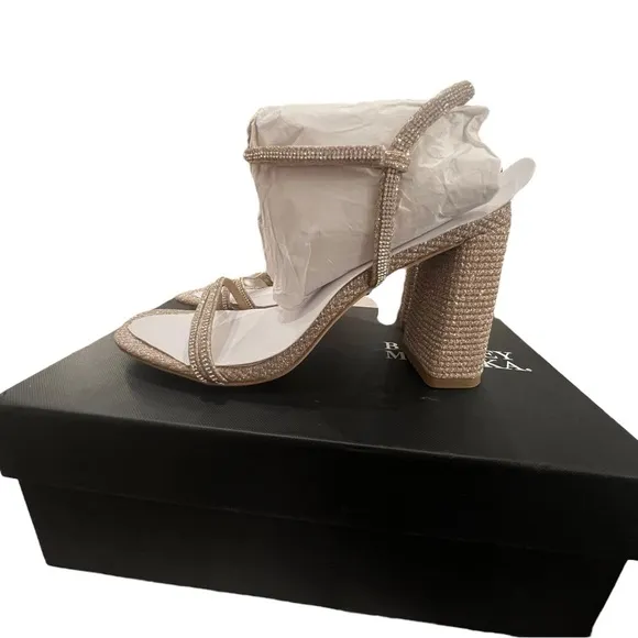 NIB Badgley Mischka Women’s Firey Heeled Sandals in Gold in size 7
