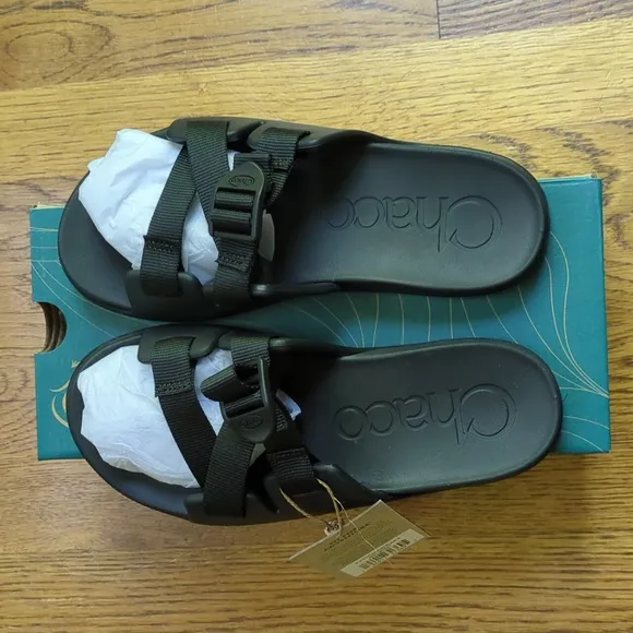 NIB Chaco Chillos Slide Sandals Black Adjustable Strap Sandal Kid's Size 4