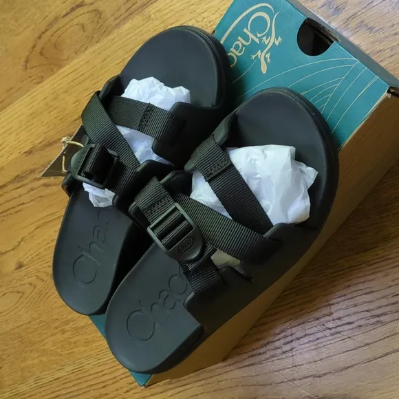 NIB Chaco Chillos Slide Sandals Black Adjustable Strap Sandal Kid's Size 4