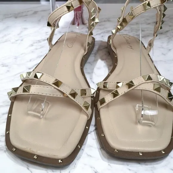 NIB Circus By Sam Edelman Venus Studded Strappy Sandals in Sand