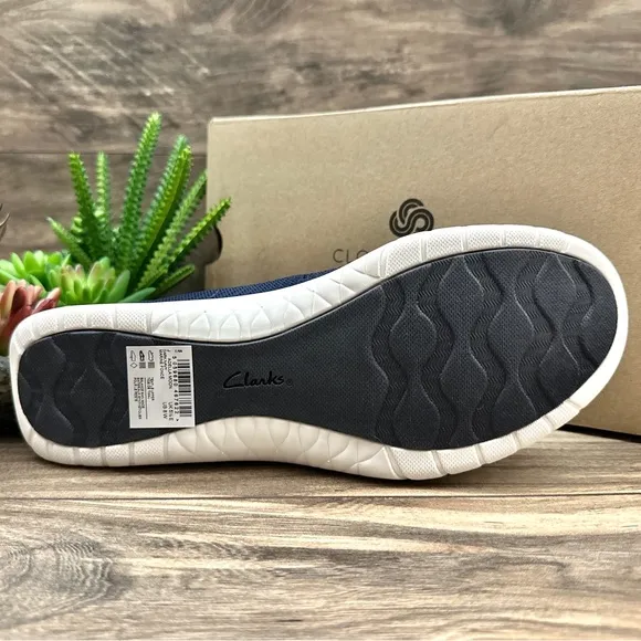 NIB Clarks Cloudsteppers 8W WIDE Adella Moon Knit Slip On Shoes Loafers Flats