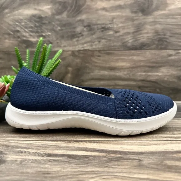 NIB Clarks Cloudsteppers 8W WIDE Adella Moon Knit Slip On Shoes Loafers Flats