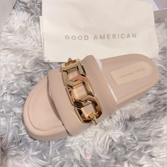 NIB Good American Gold Chain Platform Slide Sandals Nude blush size 6.5