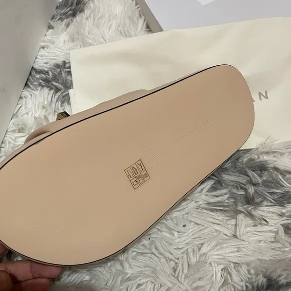 NIB Good American Gold Chain Platform Slide Sandals Nude blush size 6.5