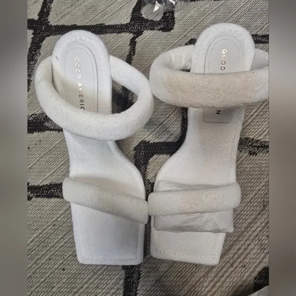 NIB Good American Women's Terry Slip On High Heel Sandals White SZ 8.5