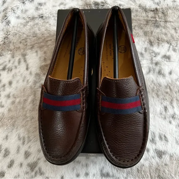 NIB Mark Joseph New York Boys Slip On Brown Leather Loafers, sz 1.5