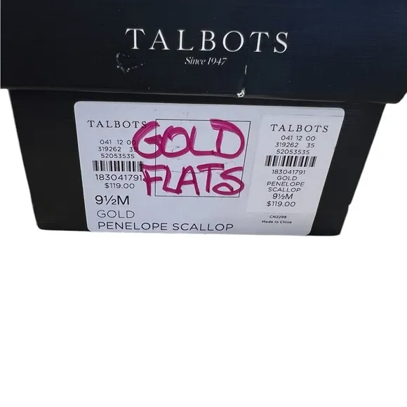 NIB~ PENELOPE SCALLOPED BALLETFLATS - METALLIC NAPA LEATHER 9.5M