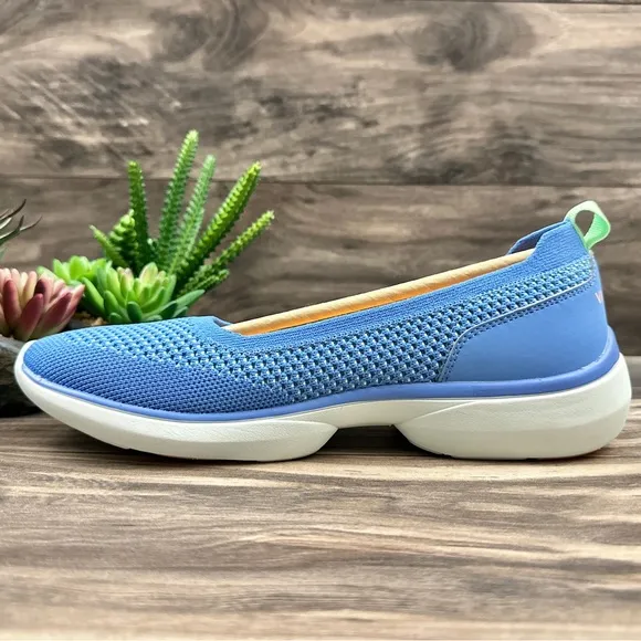 NIB Vionic Kallie Slip On Sneaker Flats Azure Knit Blue 8M